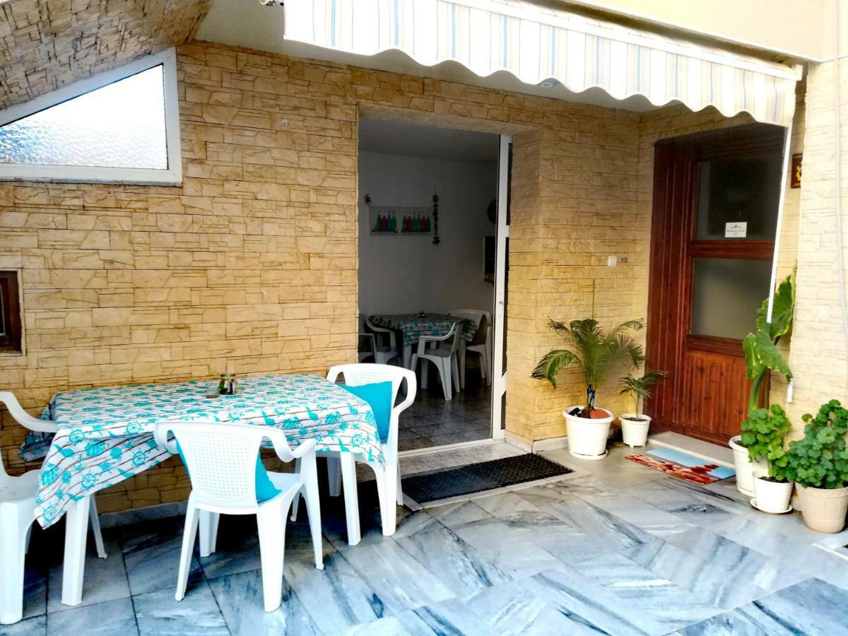 Guest House Maggy سوزوبول المظهر الخارجي الصورة